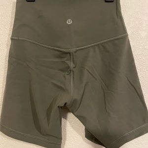 Lululemon Align shorts 6” grey sage sz 2